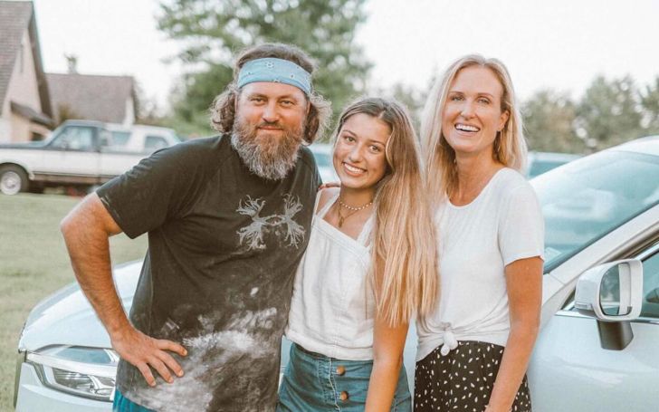 Willie Robertson's Daughter Bella Robertson - What's Her Net Worth?